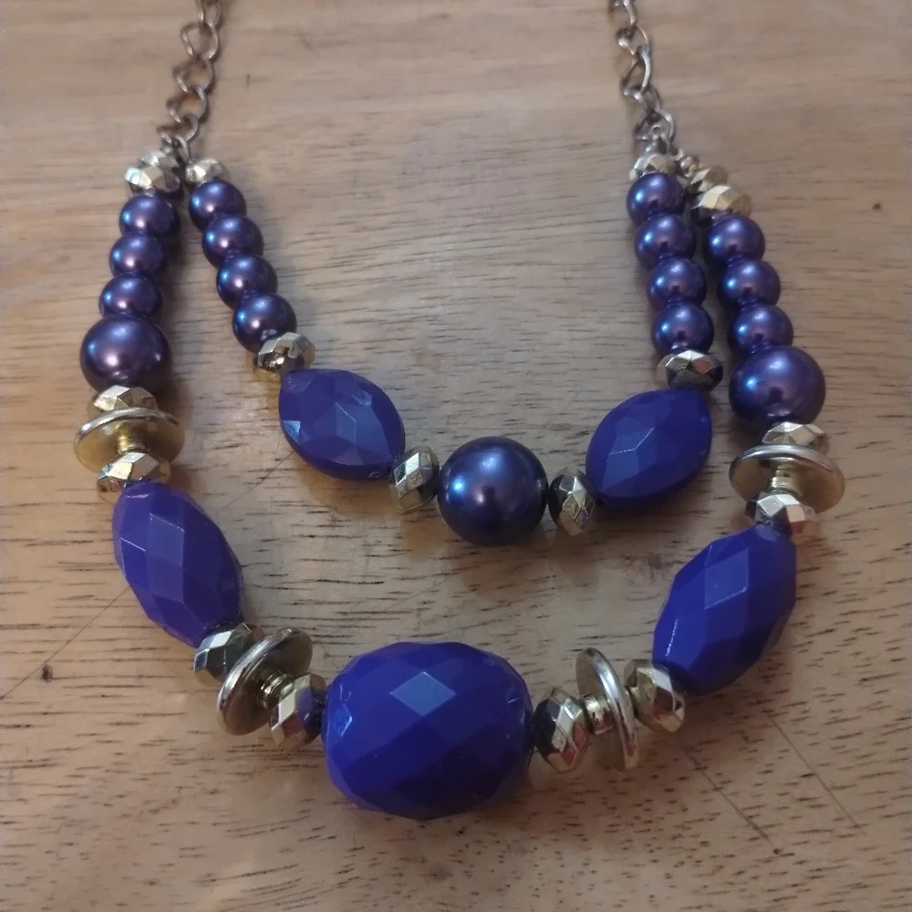 New Women's Purple Beaded Necklace - Picture 3 of 5